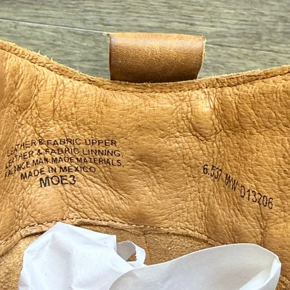 Born Women - Size 6.5 - Tan Tapestry Ankle Zipper Boots MOE3 - Picture 9 of 9